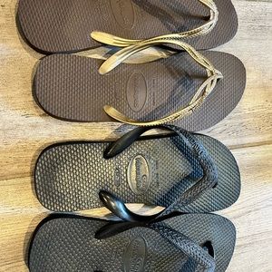 2 pairs of women’s Havaiana flip flops